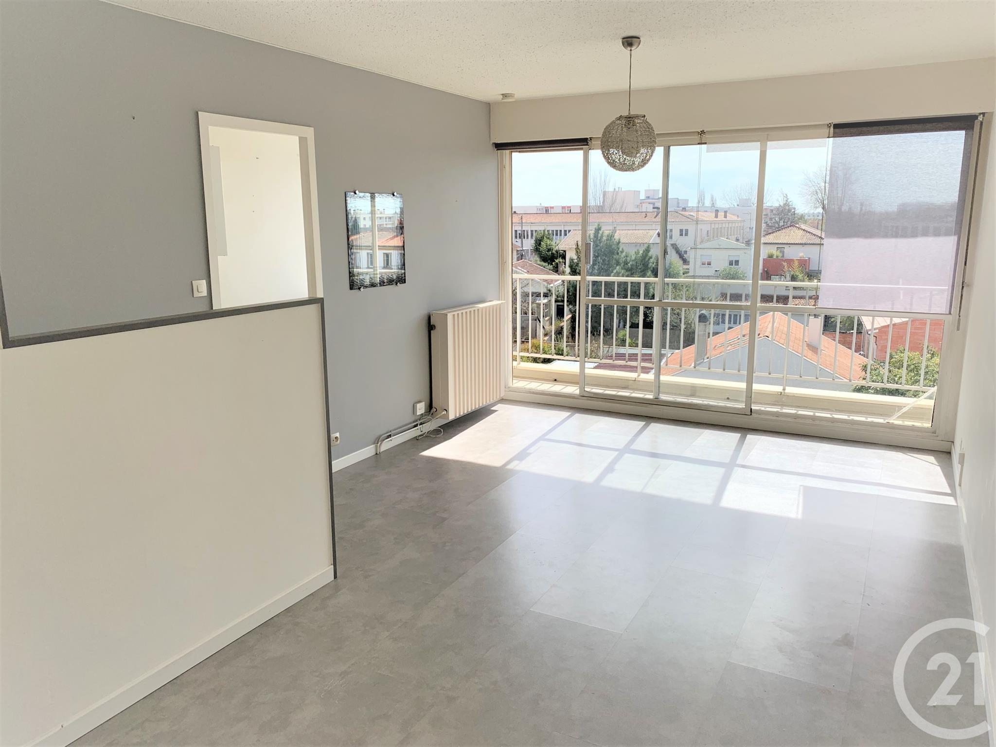 Appartement T1 à louer - 1 pièce - 30 m2 - BORDEAUX - 33 - AQUITAINE