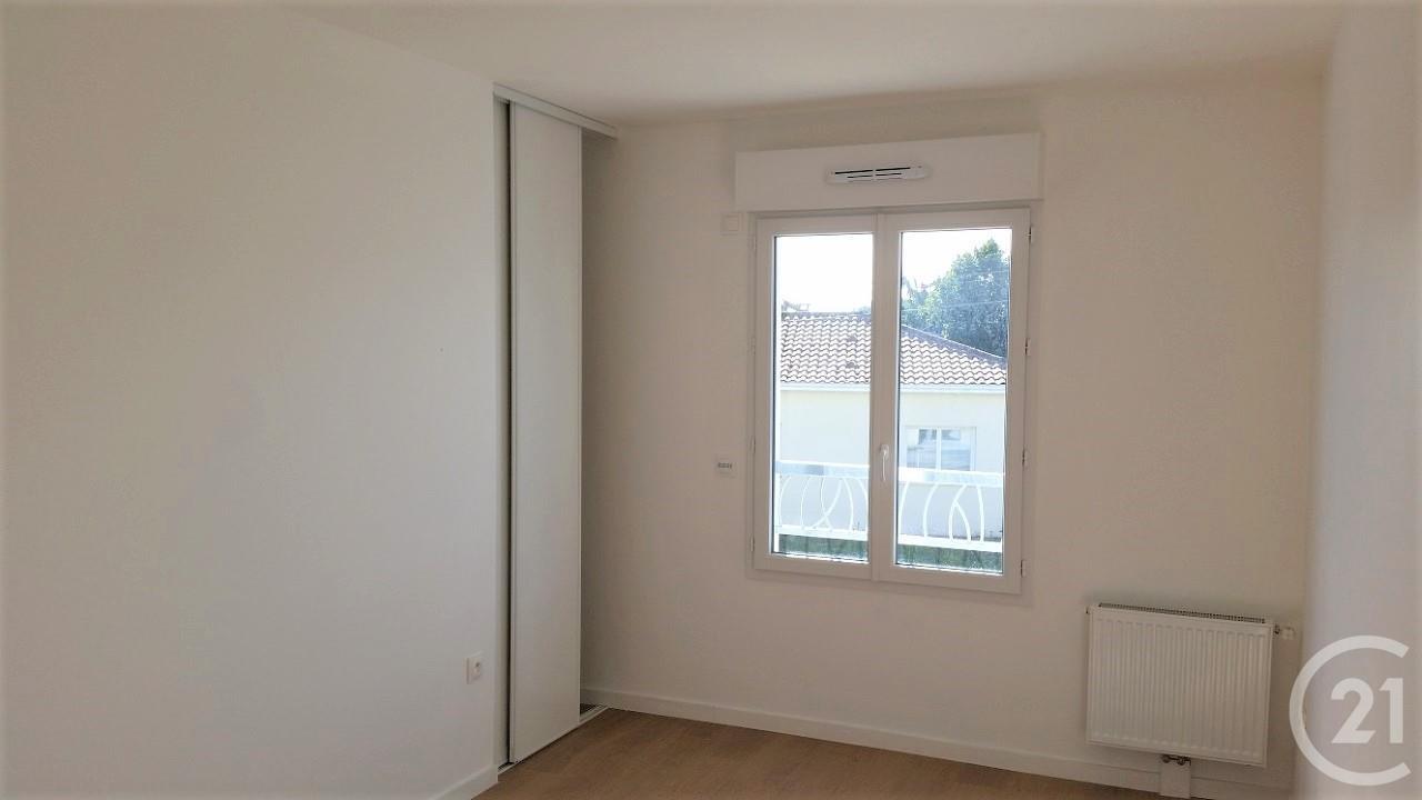 appartement à louer - 3 pièces - 64 m2 - ST MEDARD EN JALLES - 33 - AQUITAINE