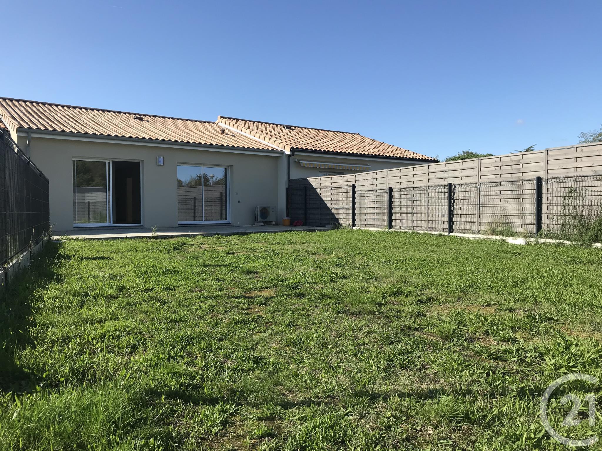 Maison à louer - 3 pièces - 79 m2 - IZON - 33 - AQUITAINE