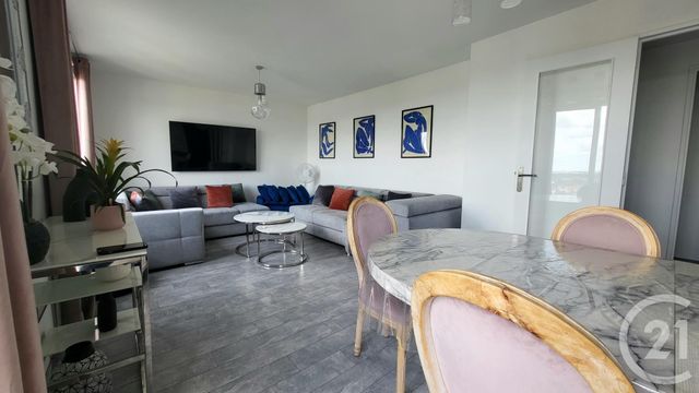 Appartement F3 à vendre - 3 pièces - 77 m2 - Livry Gargan - 93 - ILE-DE-FRANCE
