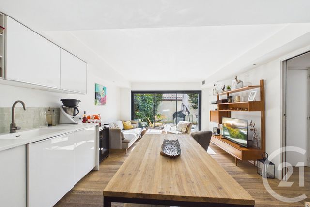 Appartement T3 à vendre - 3 pièces - 54.2 m2 - LE BOUSCAT - 33 - AQUITAINE - Century 21 Hesteda