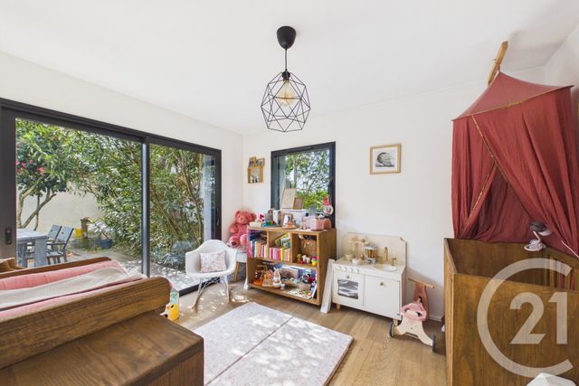 Appartement T3 à vendre - 3 pièces - 54.2 m2 - LE BOUSCAT - 33 - AQUITAINE - Century 21 Hesteda