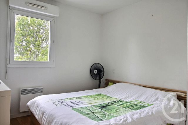 Appartement T3 à vendre - 3 pièces - 63.96 m2 - EYSINES - 33 - AQUITAINE - Century 21 Hesteda Appartement T3 à vendre - 3 pièces - 63.96 m2 - EYSINES - 33 - AQUITAINE - Century 21 Hesteda
