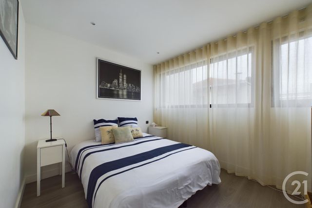 maison à vendre - 7 pièces - 169.0 m2 - LE BOUSCAT - 33 - AQUITAINE - Century 21 Hesteda