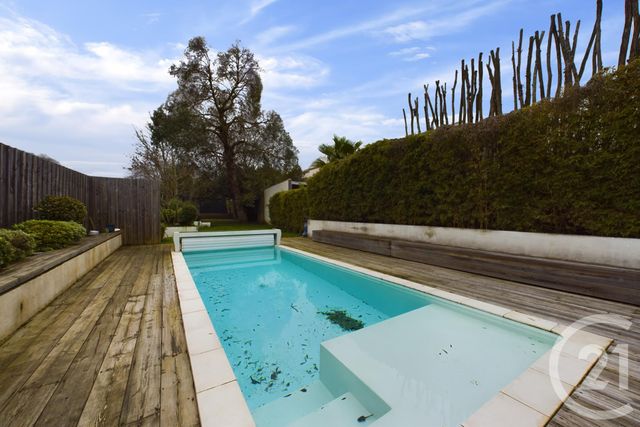 maison à vendre - 7 pièces - 169.0 m2 - LE BOUSCAT - 33 - AQUITAINE - Century 21 Hesteda