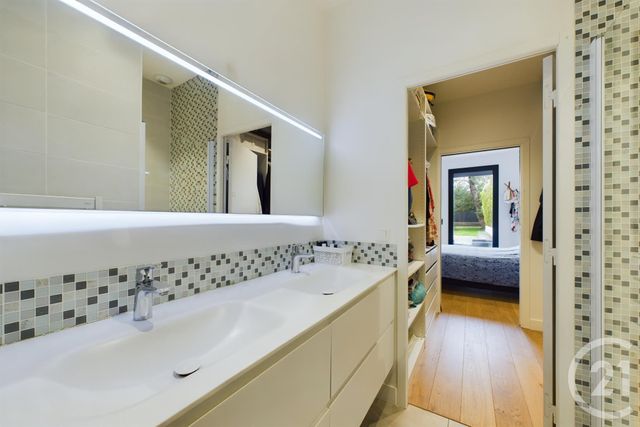 maison à vendre - 7 pièces - 169.0 m2 - LE BOUSCAT - 33 - AQUITAINE - Century 21 Hesteda