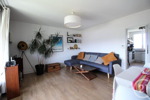 Appartement T4 à vendre - 5 pièces - 66.34 m2 - LE BOUSCAT - 33 - AQUITAINE - Century 21 Hesteda