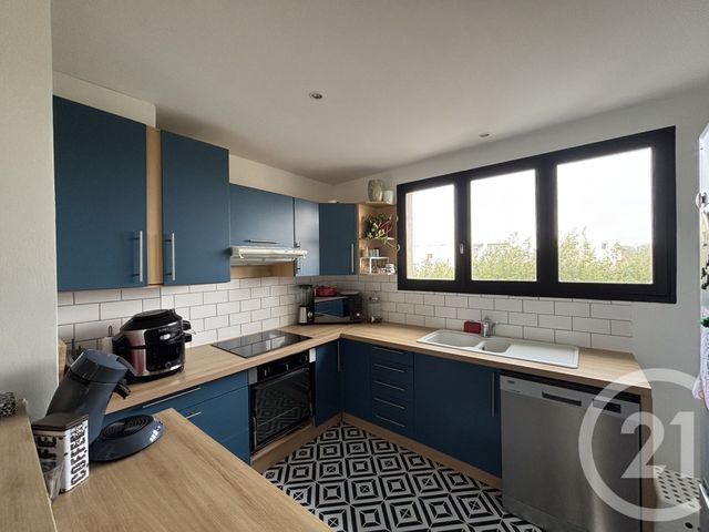 Appartement T4 à vendre - 4 pièces - 80.0 m2 - BRUGES - 33 - AQUITAINE - Century 21 Hesteda