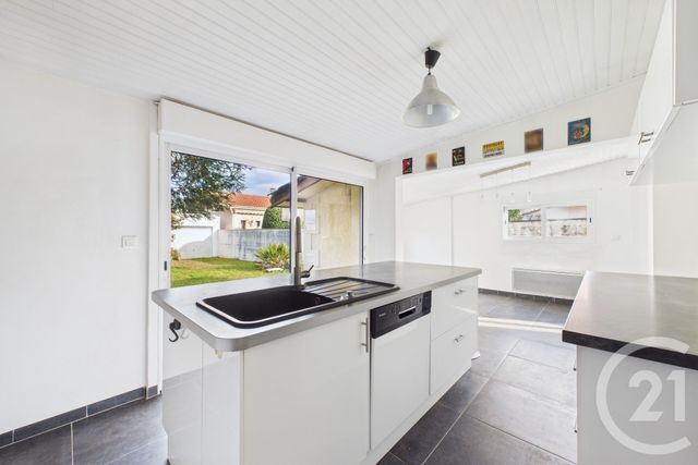 maison à vendre - 5 pièces - 110.0 m2 - BRUGES - 33 - AQUITAINE - Century 21 Hesteda