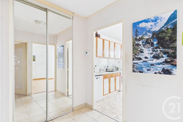 Appartement T3 à vendre - 3 pièces - 65.95 m2 - LE BOUSCAT - 33 - AQUITAINE - Century 21 Hesteda