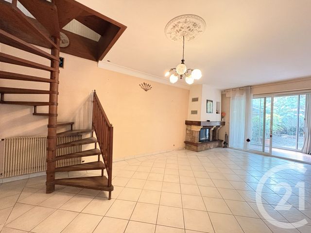 maison à vendre - 6 pièces - 119.77 m2 - LE BOUSCAT - 33 - AQUITAINE - Century 21 Hesteda