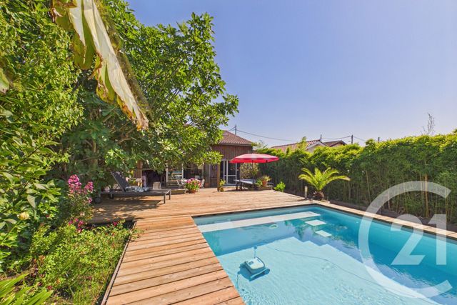 maison à vendre - 7 pièces - 181.71 m2 - LE BOUSCAT - 33 - AQUITAINE - Century 21 Hesteda