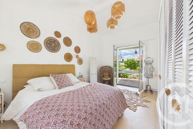 maison à vendre - 10 pièces - 245.0 m2 - EYSINES - 33 - AQUITAINE - Century 21 Hesteda