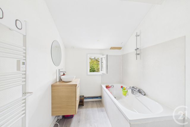 maison à vendre - 5 pièces - 103.41 m2 - LE BOUSCAT - 33 - AQUITAINE - Century 21 Hesteda