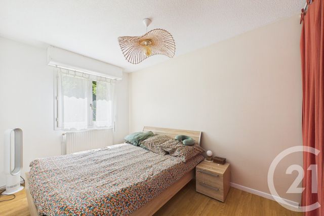 Appartement T3 à vendre - 3 pièces - 66.5 m2 - EYSINES - 33 - AQUITAINE - Century 21 Hesteda