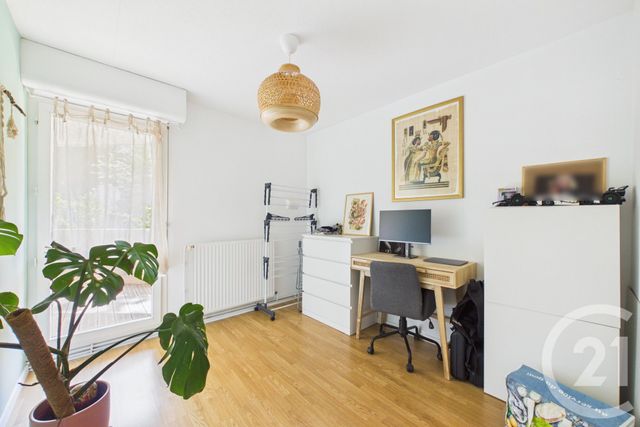 Appartement T3 à vendre - 3 pièces - 66.5 m2 - EYSINES - 33 - AQUITAINE - Century 21 Hesteda