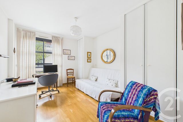 maison à vendre - 7 pièces - 237.32 m2 - LE BOUSCAT - 33 - AQUITAINE - Century 21 Hesteda