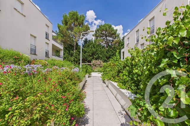 Appartement à vendre - 3 pièces - 68.48 m2 - EYSINES - 33 - AQUITAINE - Century 21 Hesteda