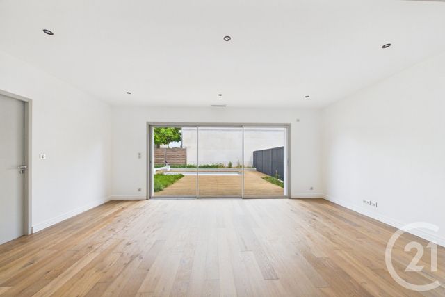 maison à louer - 7 pièces - 120.22 m2 - LE BOUSCAT - 33 - AQUITAINE - Century 21 Hesteda