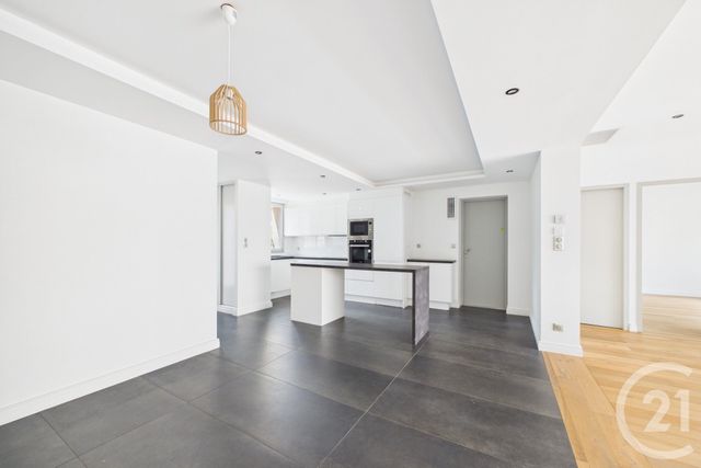 maison à louer - 7 pièces - 120.22 m2 - LE BOUSCAT - 33 - AQUITAINE - Century 21 Hesteda
