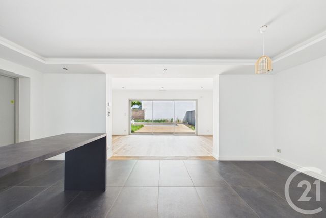 maison à louer - 7 pièces - 120.22 m2 - LE BOUSCAT - 33 - AQUITAINE - Century 21 Hesteda