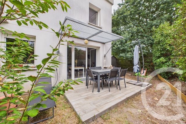 Appartement Duplex à vendre - 3 pièces - 61.39 m2 - EYSINES - 33 - AQUITAINE - Century 21 Hesteda