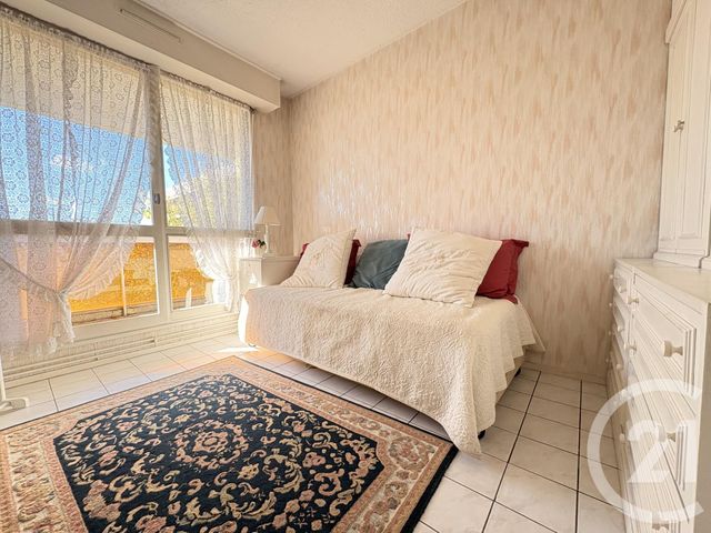 Appartement T3 à vendre - 3 pièces - 69.01 m2 - LE BOUSCAT - 33 - AQUITAINE - Century 21 Hesteda