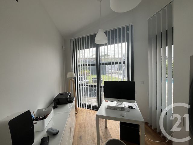 maison à vendre - 4 pièces - 173.96 m2 - LE BOUSCAT - 33 - AQUITAINE - Century 21 Hesteda