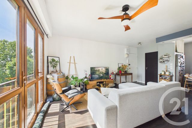 Appartement T3 à vendre - 3 pièces - 69.96 m2 - BRUGES - 33 - AQUITAINE - Century 21 Hesteda