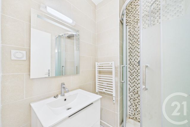 Appartement T4 à louer - 4 pièces - 86.82 m2 - MERIGNAC - 33 - AQUITAINE - Century 21 Hesteda