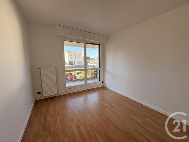Appartement T4 à vendre - 4 pièces - 79.46 m2 - LE BOUSCAT - 33 - AQUITAINE - Century 21 Hesteda