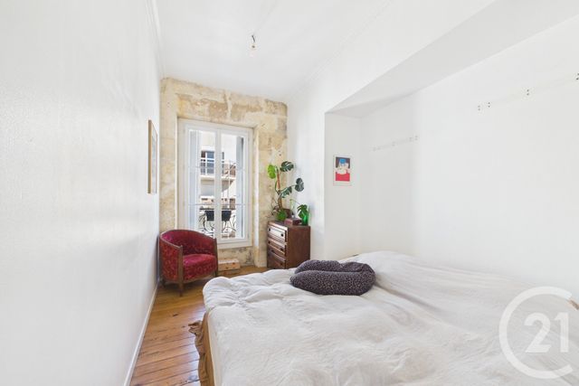 Appartement T2 à louer - 2 pièces - 45.82 m2 - BORDEAUX - 33 - AQUITAINE - Century 21 Hesteda