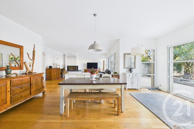 maison à vendre - 8 pièces - 227.0 m2 - BRUGES - 33 - AQUITAINE - Century 21 Hesteda