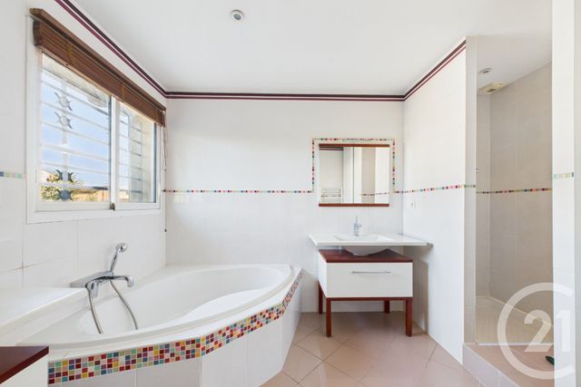 maison à vendre - 8 pièces - 227.0 m2 - BRUGES - 33 - AQUITAINE - Century 21 Hesteda