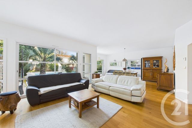 maison à vendre - 8 pièces - 227.0 m2 - BRUGES - 33 - AQUITAINE - Century 21 Hesteda