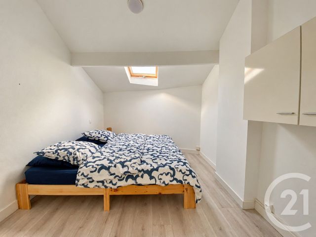 Appartement T3 à louer - 3 pièces - 41.79 m2 - BORDEAUX - 33 - AQUITAINE - Century 21 Hesteda