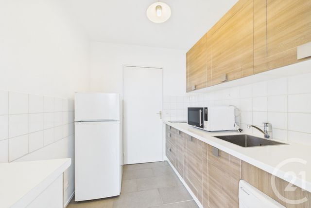Appartement T3 à louer - 3 pièces - 63.0 m2 - BORDEAUX - 33 - AQUITAINE - Century 21 Hesteda