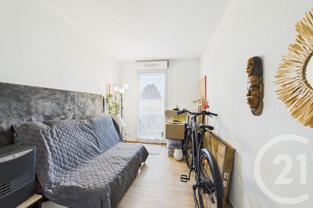 Appartement T3 à louer - 3 pièces - 49.89 m2 - BLANQUEFORT - 33 - AQUITAINE - Century 21 Hesteda