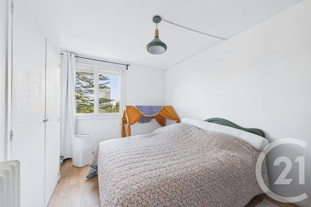 Appartement T4 à louer - 4 pièces - 80.18 m2 - LE BOUSCAT - 33 - AQUITAINE - Century 21 Hesteda