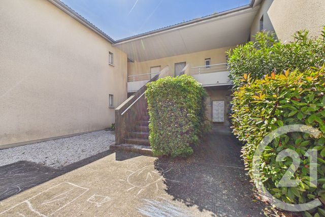 Appartement T3 à vendre - 3 pièces - 60.56 m2 - EYSINES - 33 - AQUITAINE - Century 21 Hesteda