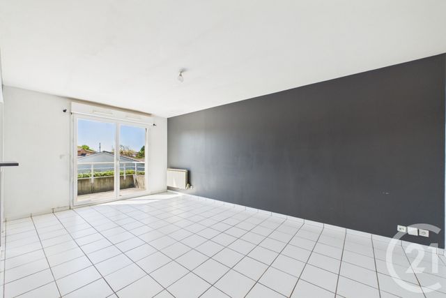 Appartement T3 à vendre - 3 pièces - 60.56 m2 - EYSINES - 33 - AQUITAINE - Century 21 Hesteda