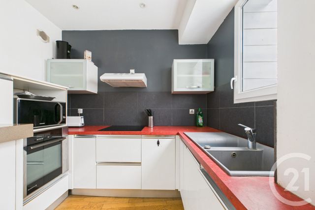 Appartement T3 à louer - 3 pièces - 69.61 m2 - BORDEAUX - 33 - AQUITAINE - Century 21 Hesteda