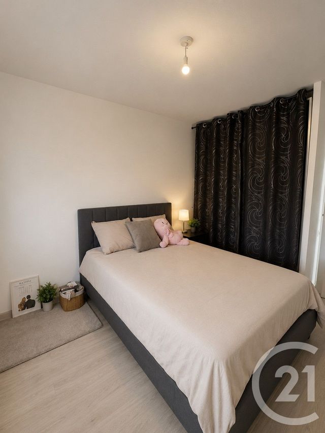 Appartement T3 à vendre - 3 pièces - 62.85 m2 - LE BOUSCAT - 33 - AQUITAINE - Century 21 Hesteda