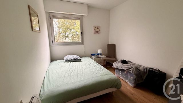 Appartement T4 à vendre - 4 pièces - 87.41 m2 - LE BOUSCAT - 33 - AQUITAINE - Century 21 Hesteda