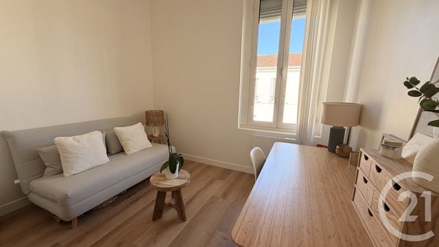 Appartement F3 à vendre - 3 pièces - 51.73 m2 - BORDEAUX - 33 - AQUITAINE - Century 21 Hesteda