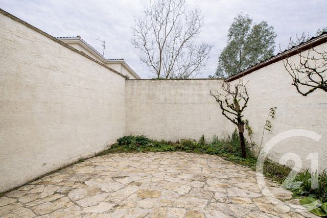 maison à louer - 5 pièces - 103.33 m2 - LE BOUSCAT - 33 - AQUITAINE - Century 21 Hesteda