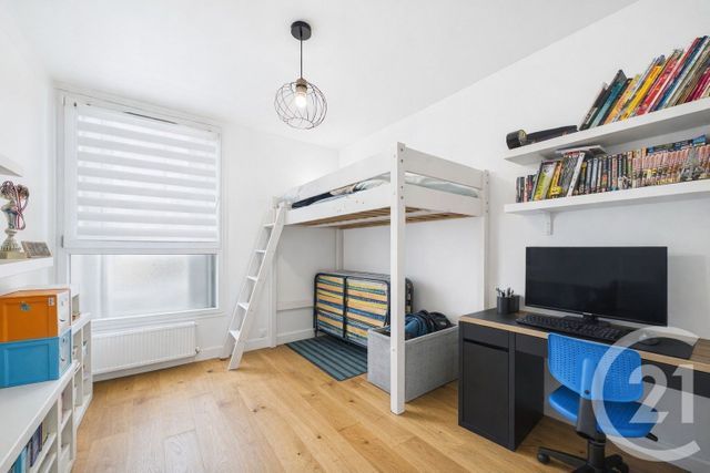 Appartement T5 à vendre - 5 pièces - 90.0 m2 - LE BOUSCAT - 33 - AQUITAINE - Century 21 Hesteda