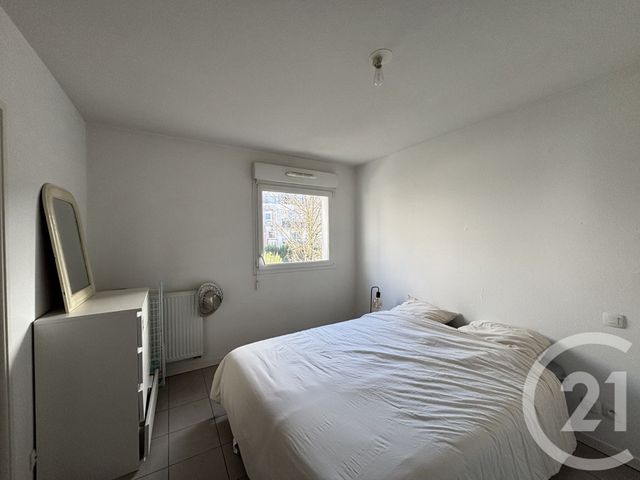 Appartement T2 à vendre - 2 pièces - 41.0 m2 - EYSINES - 33 - AQUITAINE - Century 21 Hesteda