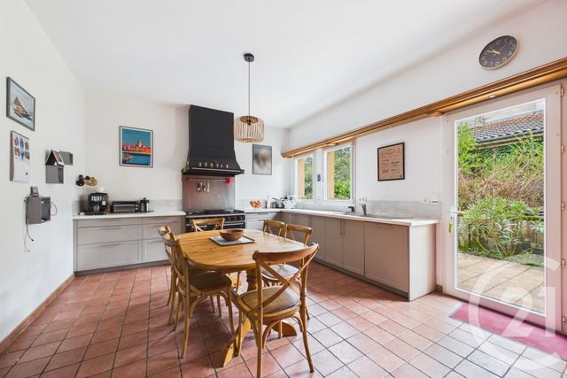 maison à vendre - 6 pièces - 217.37 m2 - BRUGES - 33 - AQUITAINE - Century 21 Hesteda