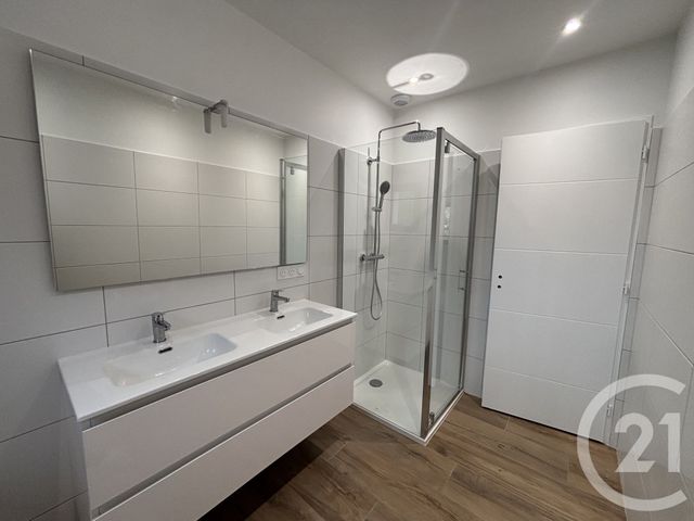 maison à vendre - 7 pièces - 138.0 m2 - EYSINES - 33 - AQUITAINE - Century 21 Hesteda